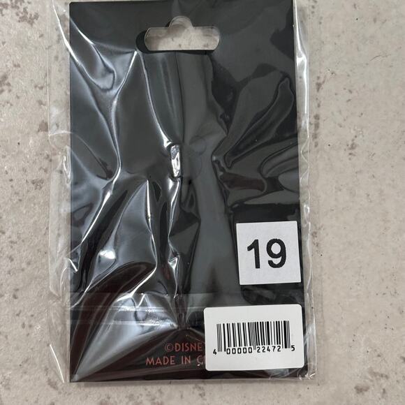 Disney 2025 Destination D23 TWDCS DEC LE 300 Encanto Tile Pin Antonio Madrigal - Picture 2 of 2